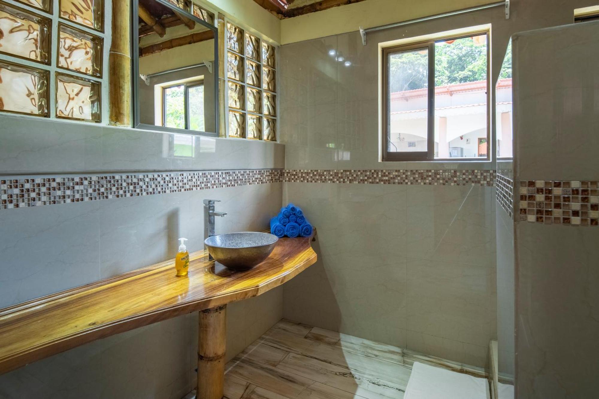 Pangea With Shared Pool At The Heart Of * Manzanillo (Limon)